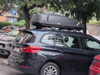 Cofre de techo Thule para coche