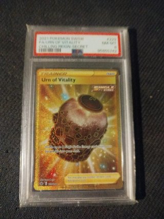 Carta Pokémon Urn of Vitality PSA 8