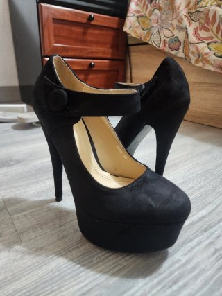 Tacones Negros con Plataforma