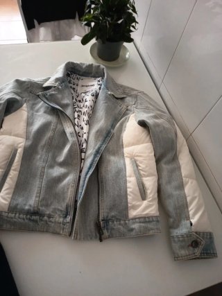 Cazadora Desigual Vaquera y Plumas