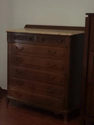 Cómoda Antigua de Madera con Tapa de Mármol
