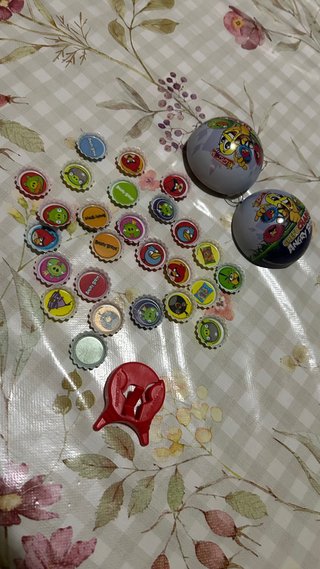Set de Chapas Angry Birds con Bola