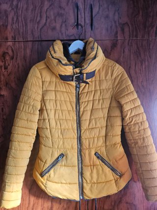 Chaqueta Acolchada Amarilla