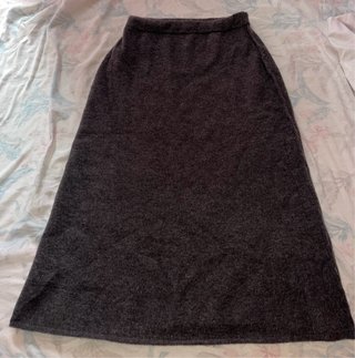 Falda larga gris