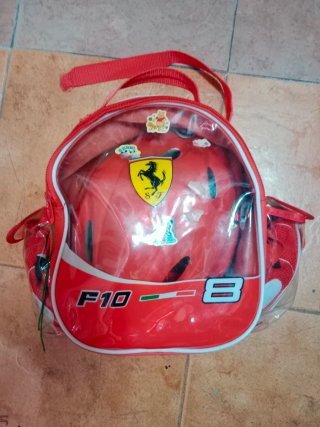 Set Protección Ferrari: Casco, Rodilleras y Codera