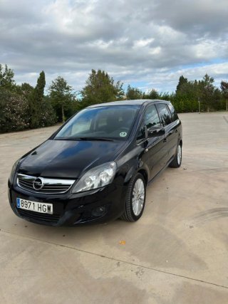 Opel Zafira 2012