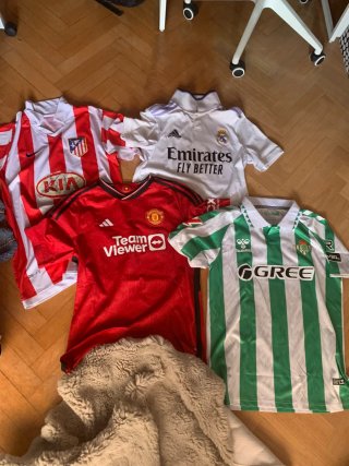 Lote de 4 Camisetas de Fútbol