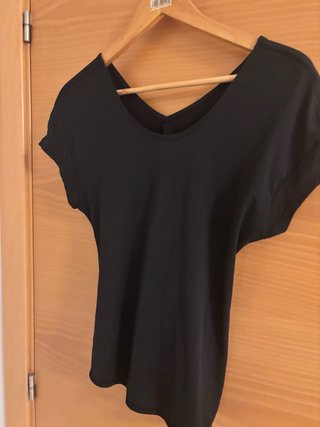 Camiseta deportiva Nike negra