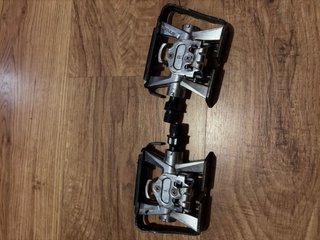 Pedales MTB Automáticos y Plataforma Btwin