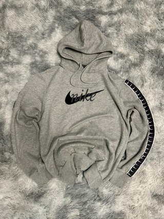Sudadera Nike Gris Vintage Estilo Y2K