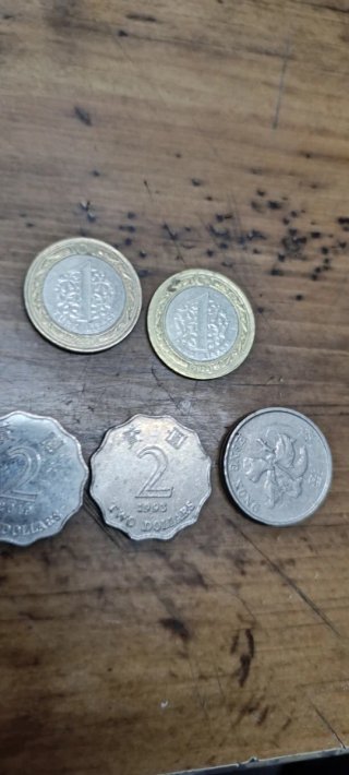 Lote de 5 Monedas Internacionales
