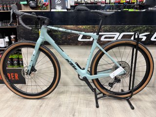 BICICLETA GRAVEL GRAVELATOR ELITE 2027