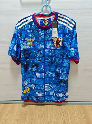 Camiseta Adidas Dragon Ball x Japón