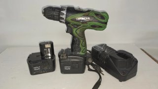 Taladro Hitachi DS 14DVF3 con 2 baterías