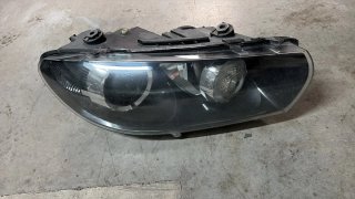Faro delantero para coche
