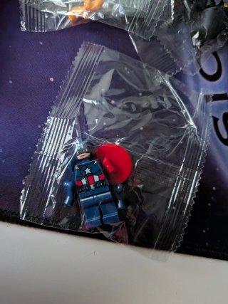Minifigura LEGO Capitan America Marvel