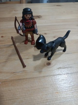 Playmobil Cazador con Lobo Negro