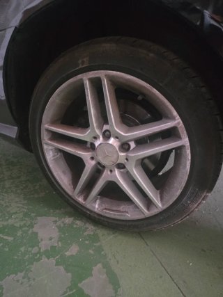 Llantas Mercedes con neumáticos