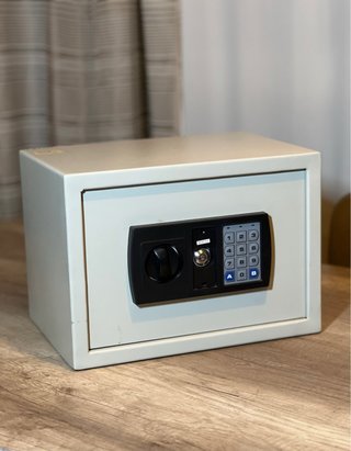 Caja Fuerte con Cierre Electrónico