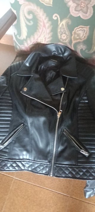 Cazadora de Polipiel Negra Talla M