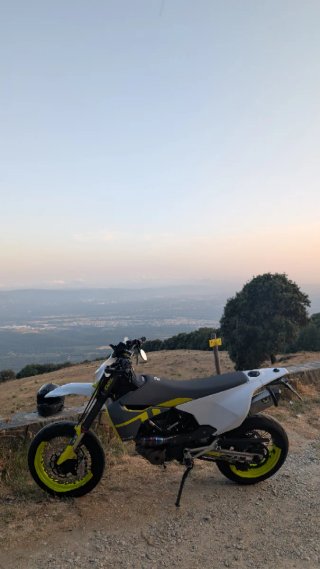Husqvarna 701 2021 Supermotard