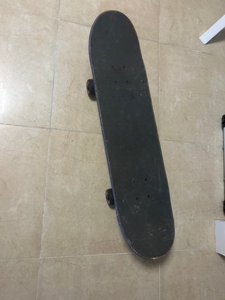 Skate con tabla de madera