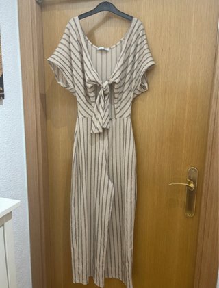 Mono de rayas beige y rosa