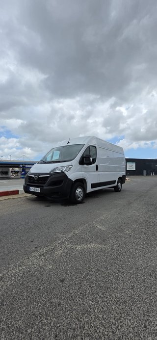 Opel Movano 2023