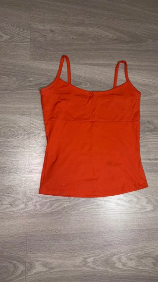 Top de tirantes rojo