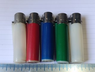 5 vecchi accendini Clipper con regolatore di gas