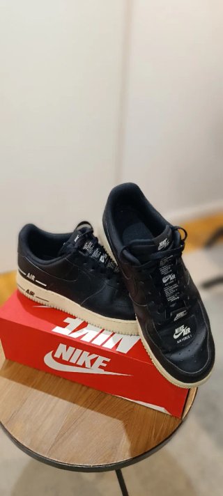 Nike Air Force 1 Negras