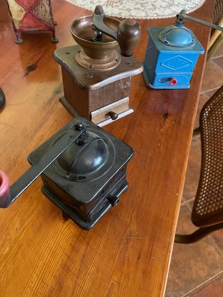 Set de 3 Molinillos de Café Antiguos