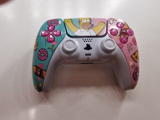 Mando PS5 Los Simpson