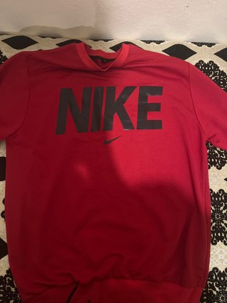 Sudadera Nike Roja