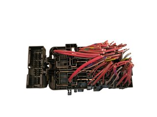 Caja reles / fusibles Renault Megane III Berlina