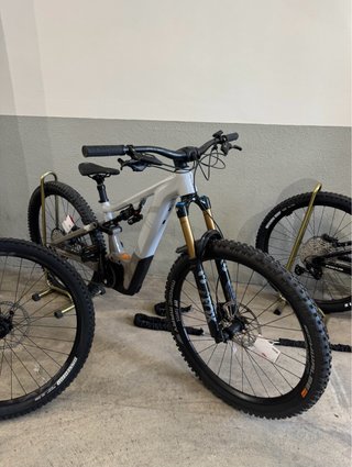 Bicicleta Eléctrica Focus Sam2 6.8