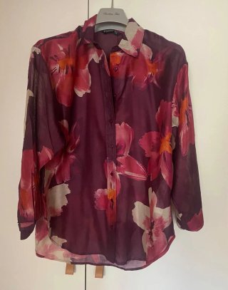 Camisa Stradivarius Floral Talla M