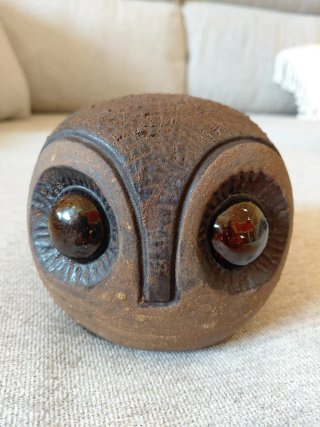 Escultura de Búho en Cerámica