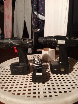 2 Taladros Atornilladores 12V