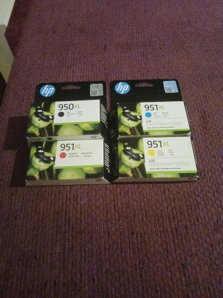 4 Cartuchos originales HP 950XL y 951XL.