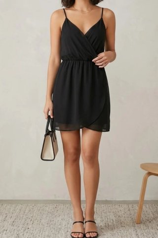Vestido corto negro