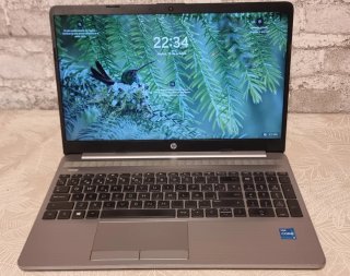 Portátil HP 250 G8 i5 11ª Gen 8GB RAM 256GB