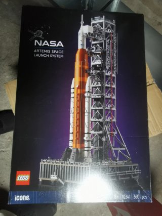 LEGO 10341 NASA Artemis Space Launch System