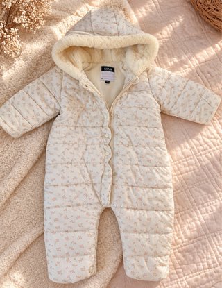 Buzo bebé KIABI 18 meses – floral con borreguito