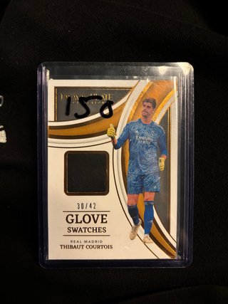 Carta Panini Immaculate Thibaut Courtois guante