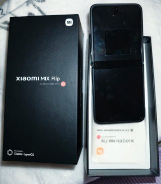 Xiaomi Mix Flip