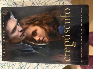 Libros: Crepusculo y Luna nueva
