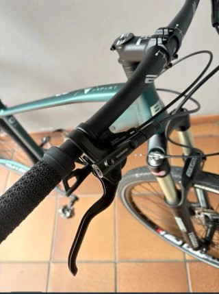 Bicicleta BH Expert 4.0