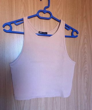 Camiseta de tirantes Zara beige talla L Zara