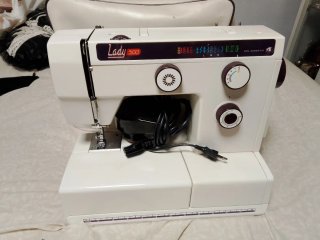 Máquina de Coser Sigma Lady 500